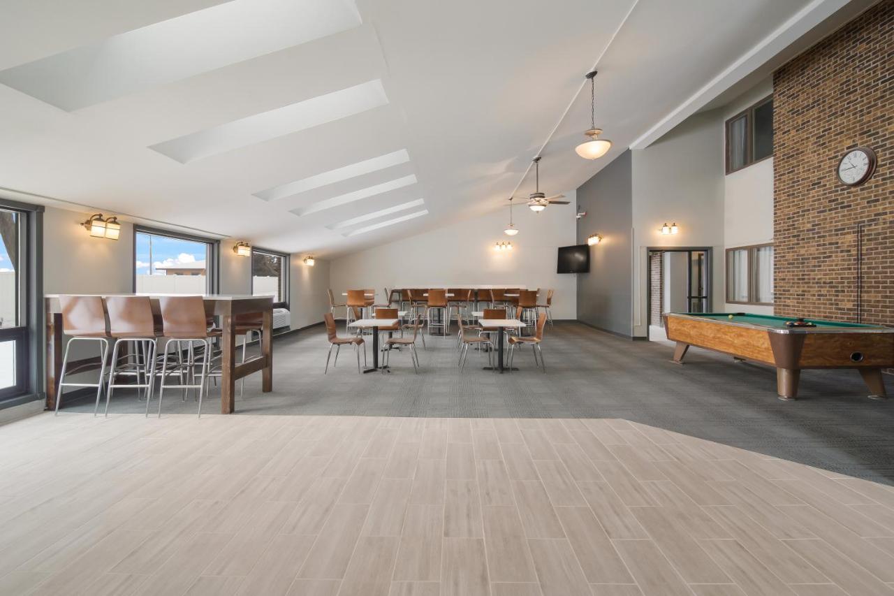 Econo Lodge Williston Εξωτερικό φωτογραφία