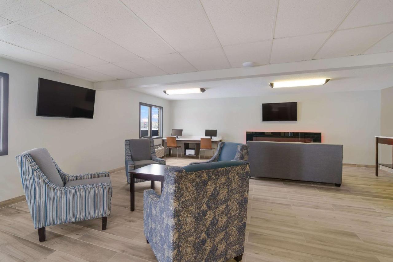 Econo Lodge Williston Εξωτερικό φωτογραφία