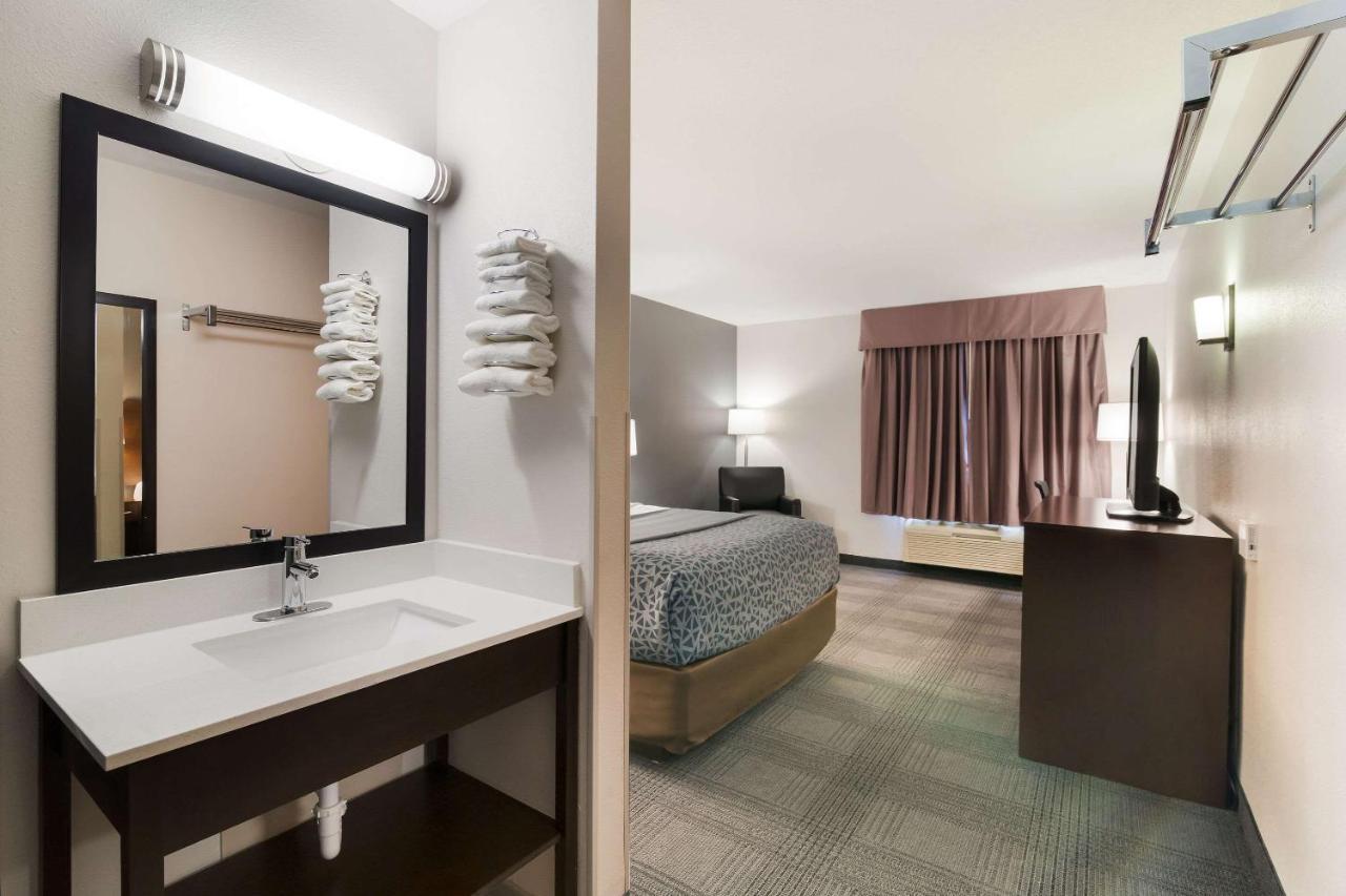 Econo Lodge Williston Εξωτερικό φωτογραφία