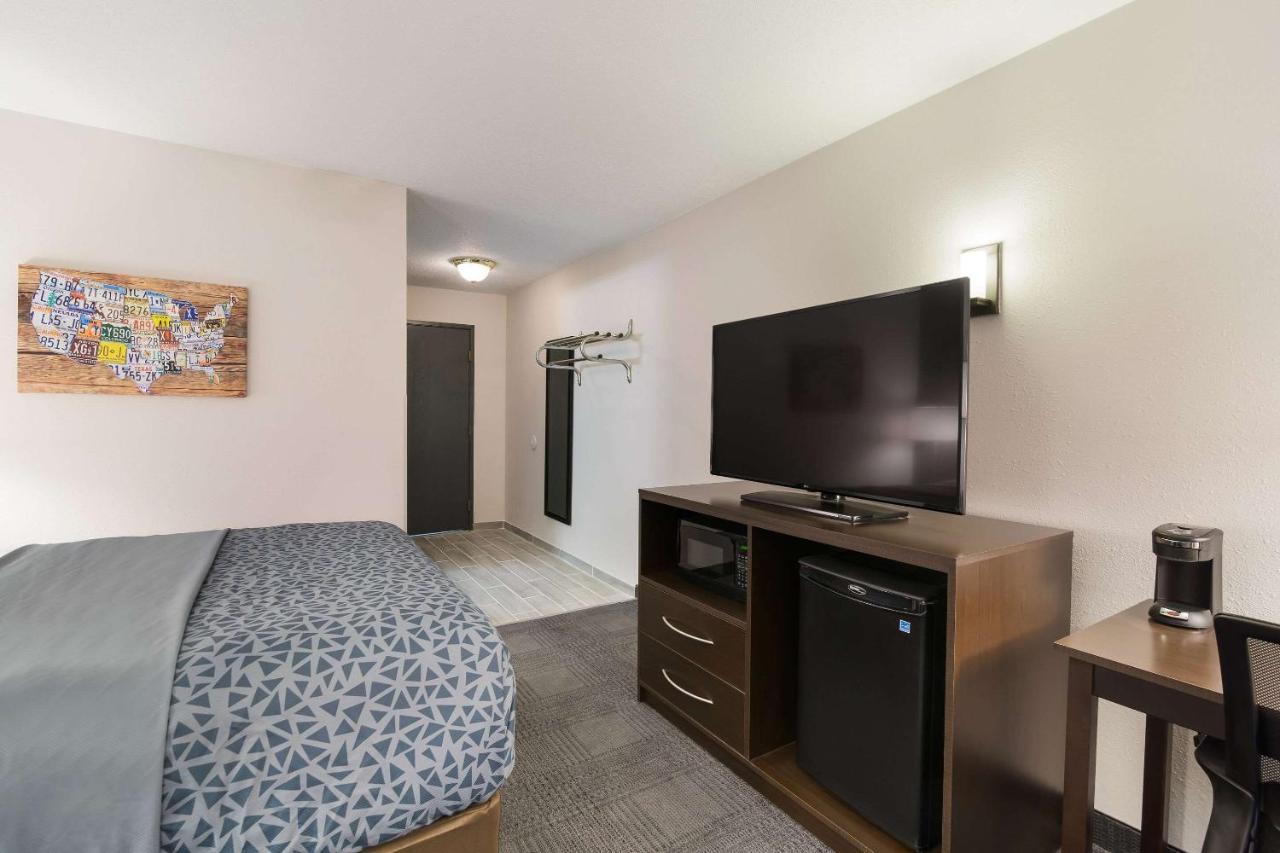 Econo Lodge Williston Εξωτερικό φωτογραφία
