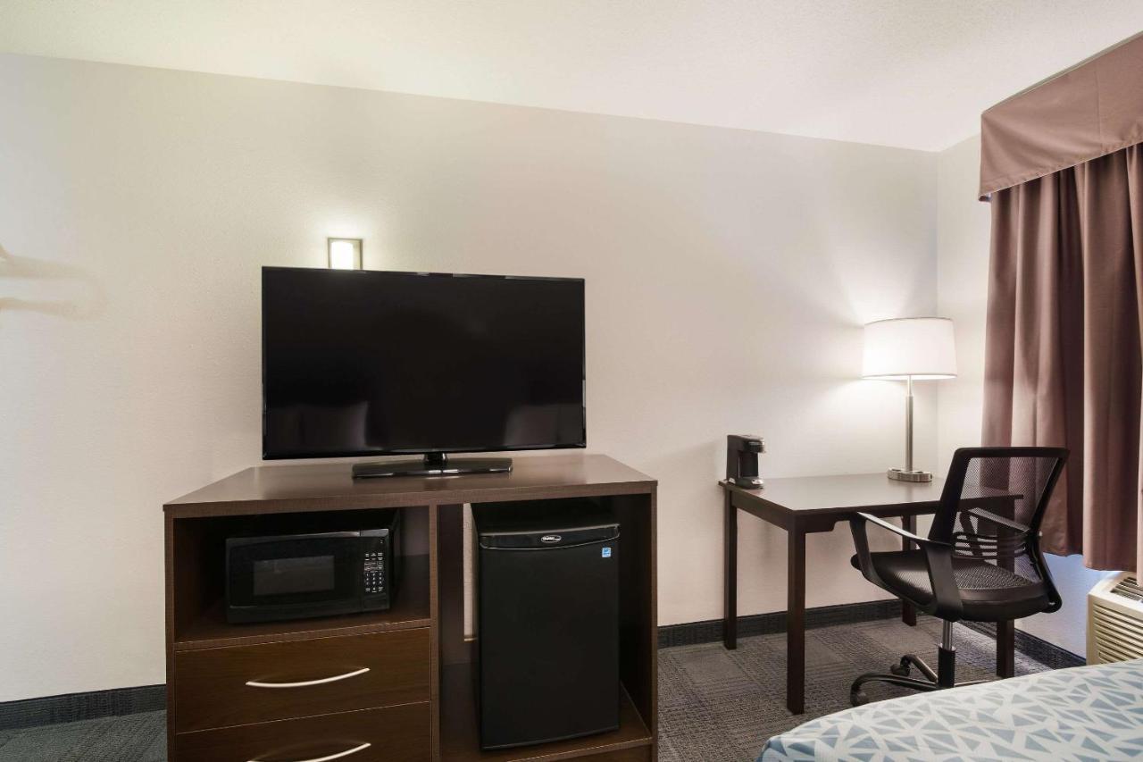 Econo Lodge Williston Εξωτερικό φωτογραφία